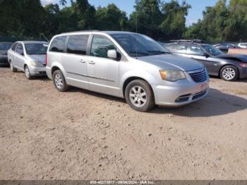  Salvage Chrysler Town & Country