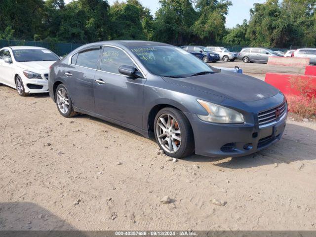  Salvage Nissan Maxima