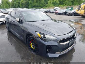  Salvage Kia Stinger