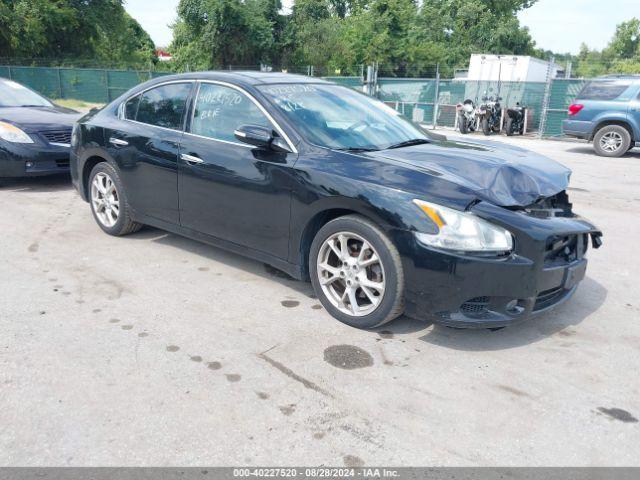  Salvage Nissan Maxima