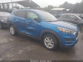  Salvage Hyundai TUCSON