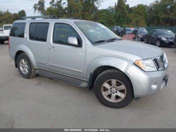  Salvage Nissan Pathfinder