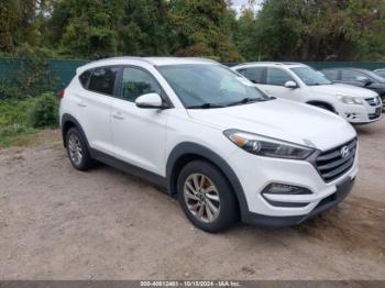  Salvage Hyundai TUCSON