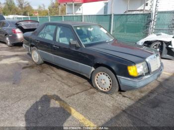  Salvage Mercedes-Benz 300