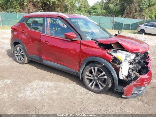  Salvage Nissan Kicks