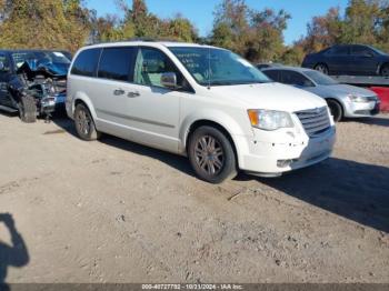  Salvage Chrysler Town & Country