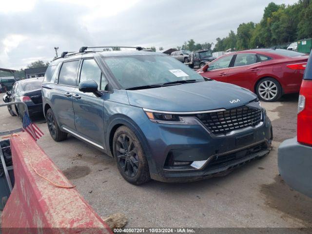  Salvage Kia Carnival