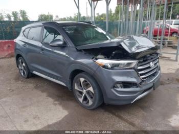  Salvage Hyundai TUCSON