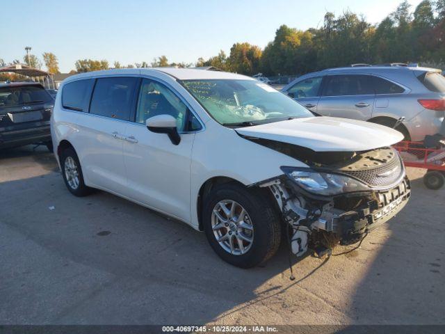  Salvage Chrysler Voyager