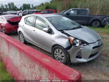  Salvage Toyota Prius c