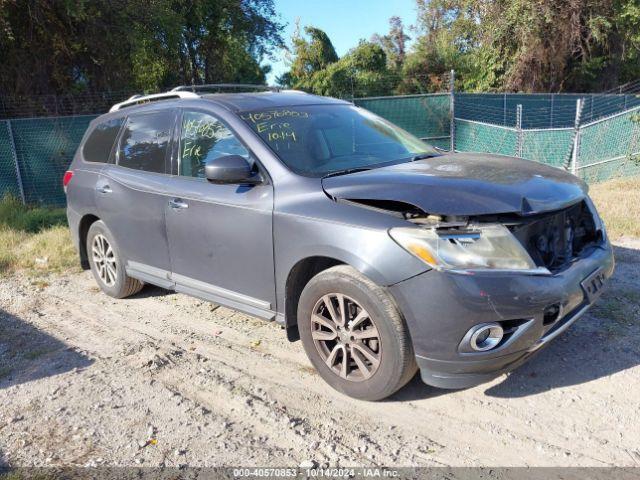  Salvage Nissan Pathfinder