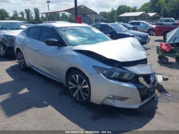  Salvage Nissan Maxima