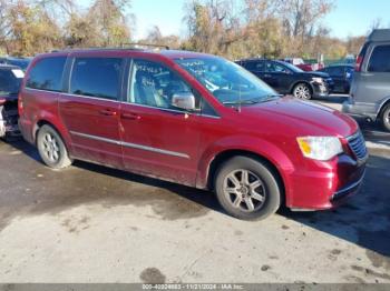  Salvage Chrysler Town & Country