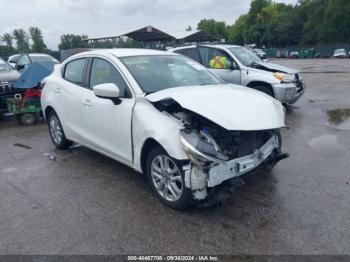  Salvage Toyota Yaris