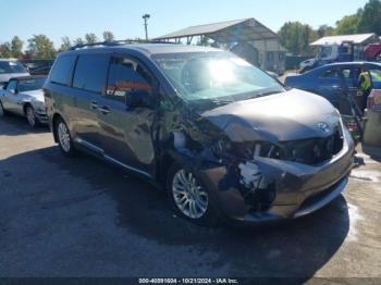  Salvage Toyota Sienna