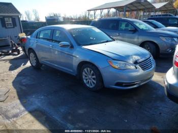  Salvage Chrysler 200