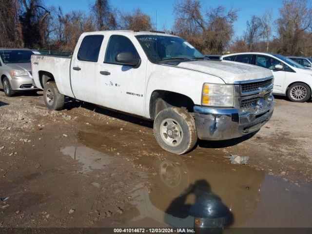  Salvage Chevrolet Silverado 2500