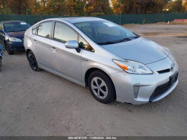  Salvage Toyota Prius