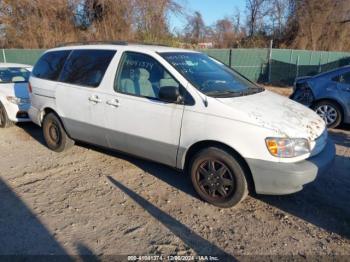  Salvage Toyota Sienna