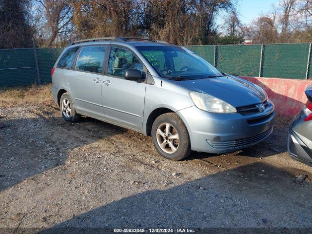  Salvage Toyota Sienna