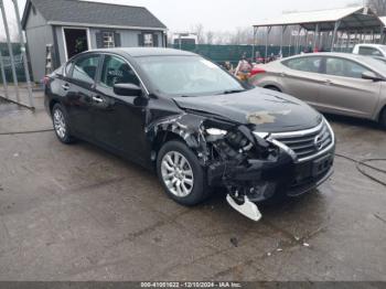  Salvage Nissan Altima