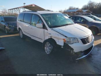  Salvage Chrysler Town & Country