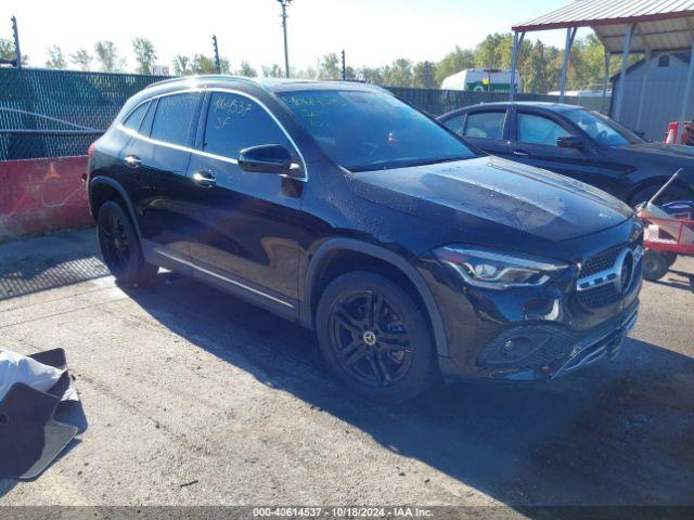  Salvage Mercedes-Benz GLA