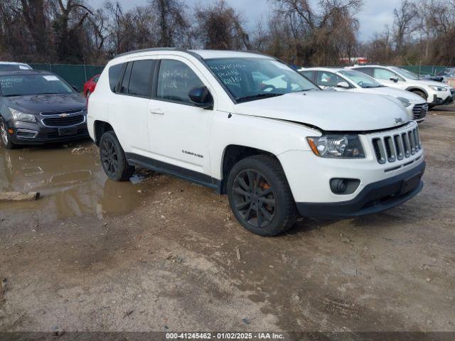  Salvage Jeep Compass