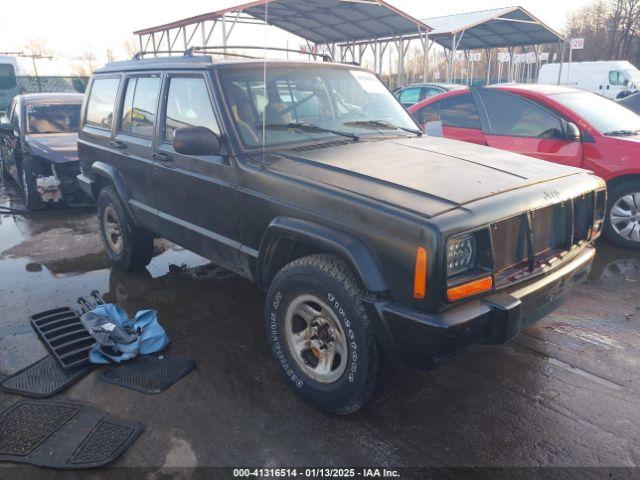  Salvage Jeep Cherokee