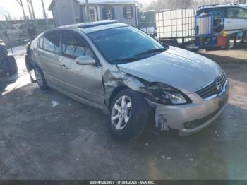  Salvage Nissan Altima