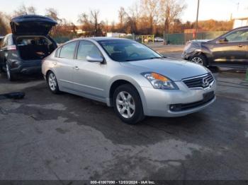  Salvage Nissan Altima