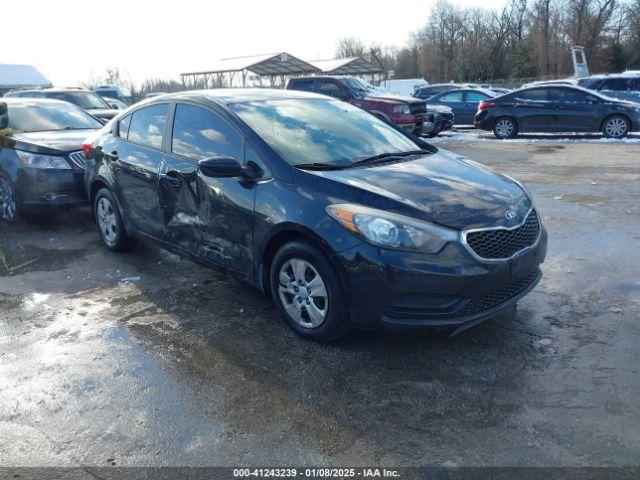  Salvage Kia Forte