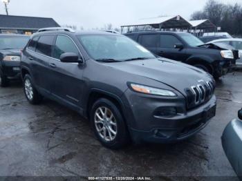  Salvage Jeep Cherokee