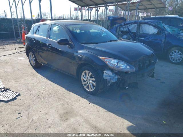  Salvage Mazda Mazda3