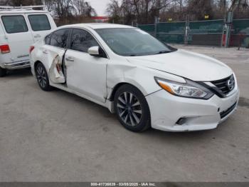  Salvage Nissan Altima