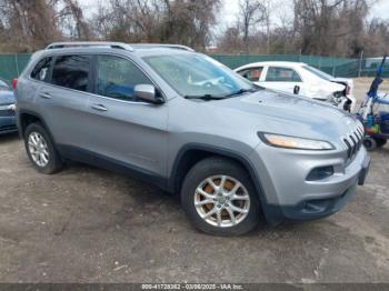  Salvage Jeep Cherokee