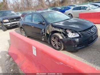  Salvage Nissan Altima