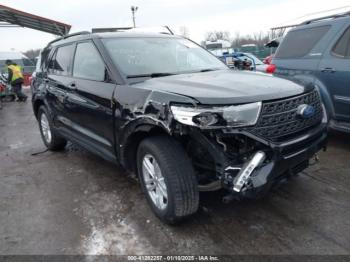  Salvage Ford Explorer