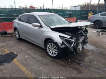  Salvage Nissan Altima