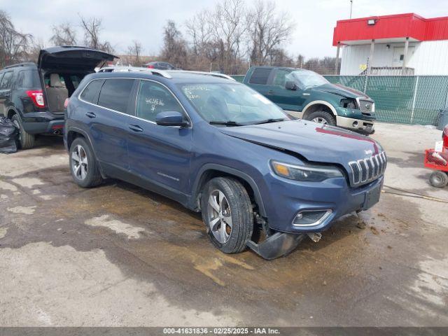  Salvage Jeep Cherokee