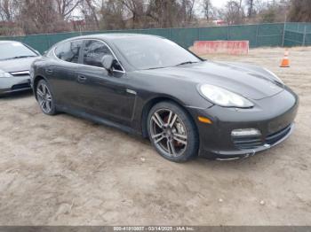  Salvage Porsche Panamera