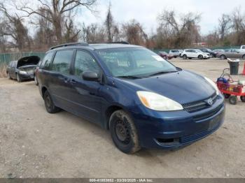  Salvage Toyota Sienna