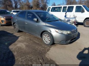  Salvage Kia Forte