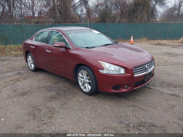  Salvage Nissan Maxima