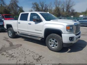  Salvage General Motors Sierra 3500HD