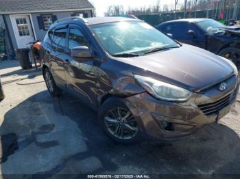  Salvage Hyundai TUCSON