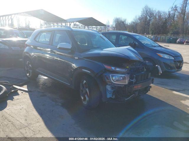  Salvage Hyundai VENUE