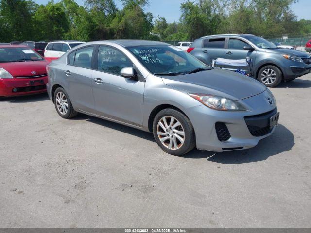  Salvage Mazda Mazda3