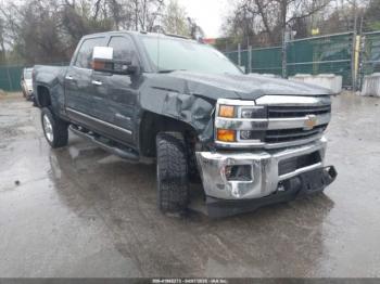  Salvage Chevrolet Silverado 2500