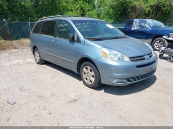  Salvage Toyota Sienna